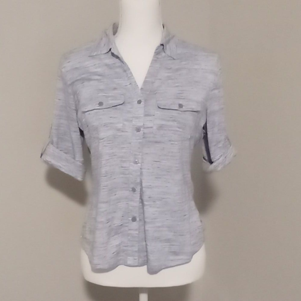 COPY - Button up petite shirt - Size Small